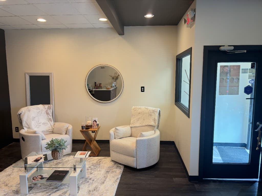 Hello Gorgeous waiting chairs in the new Oswego studio
